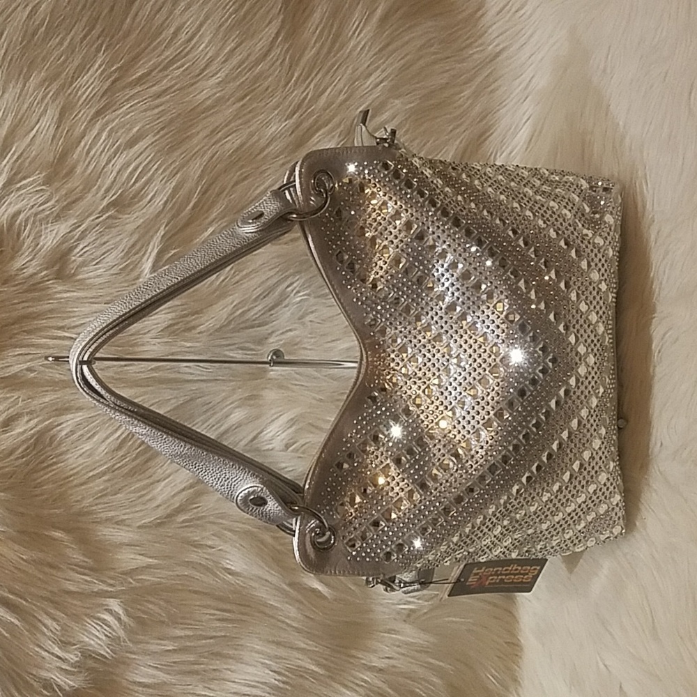 SILVER CHEVRON DESIGN RHINESTONE SHOULDER BAG